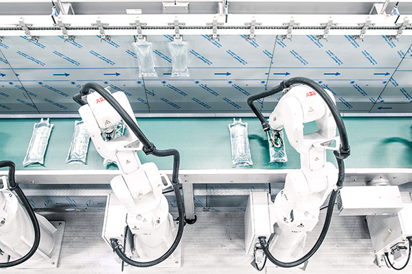 WILCO AG solutions for robot handling of containers